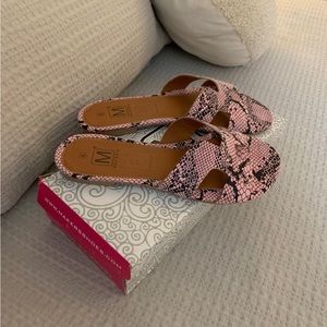 Stylish Slip On Sandals / Slides